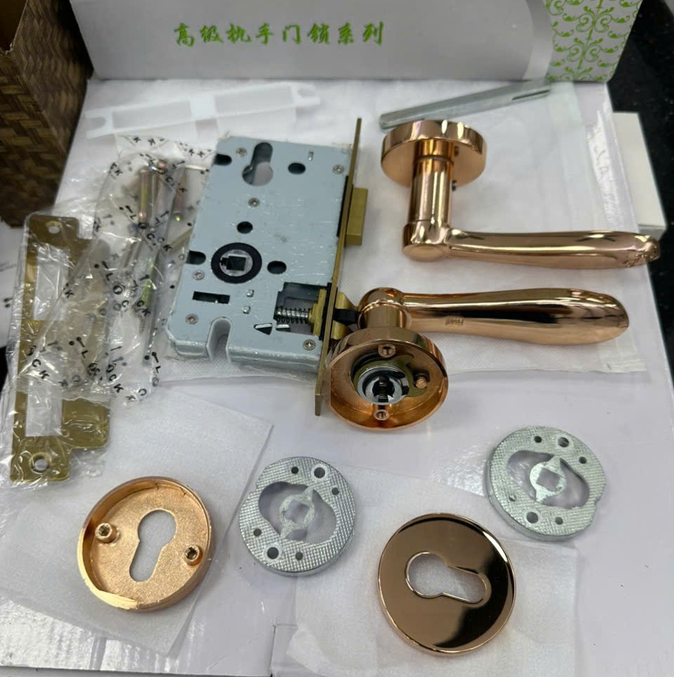 Bộ tay nắm khóa cửa màu vàng hồng Rose gold Miken YJ206-RGI - Image 3