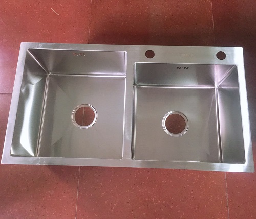 Chậu rửa bát Inox đúc liền khối 2 hố lệch PZ-8245 (820x450x220mm)