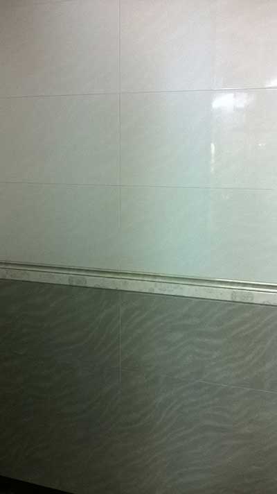 Gạch ốp vệ sinh 30x60 theo bộ 60245 - Image 4