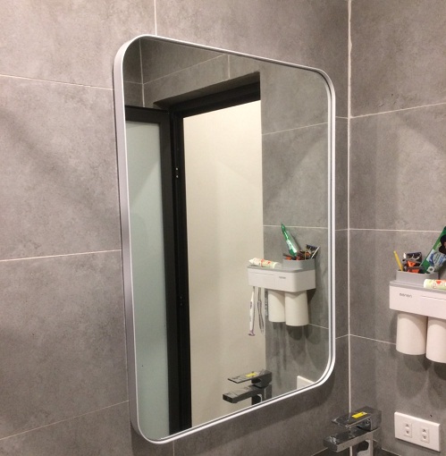 Gương nghệ thuật khung nhôm mạ màu vàng KMD-6080VAG (Hình ô van, 60x80cm-50x70cm) - Image 5