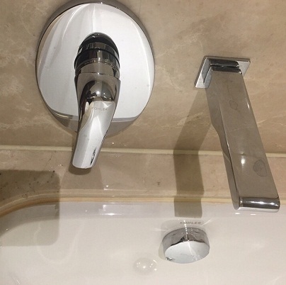 Vòi chậu lavabo âm tường mạ vàng Daelim 12 - Image 6