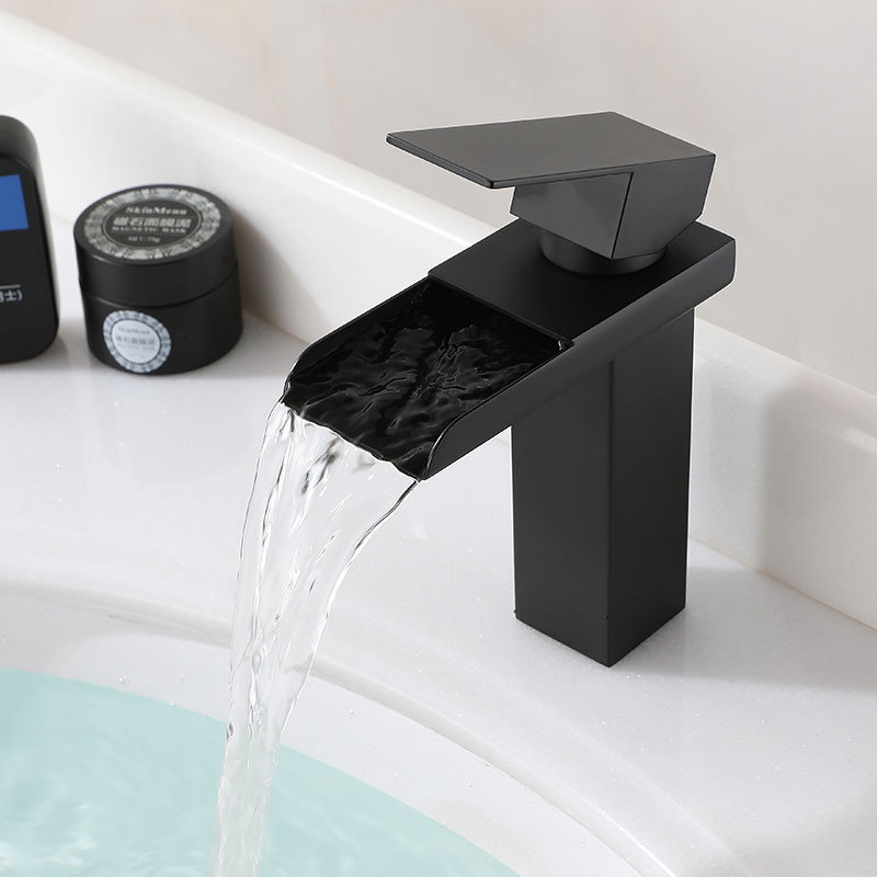 Vòi chậu lavabo kiểu dáng mới mạ màu đen Miken MK-729718B - Image 3