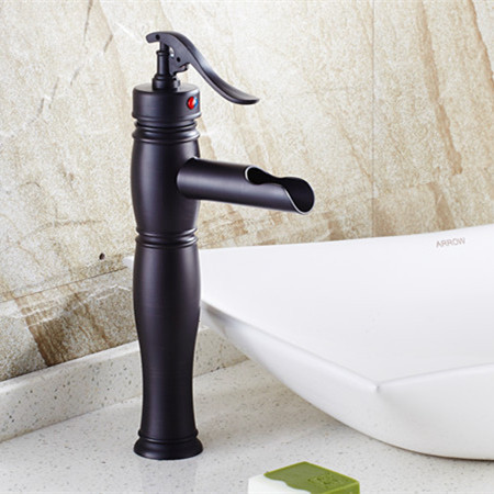 Vòi chậu lavabo mạ vàng HCG HM-016 Gold - Image 3