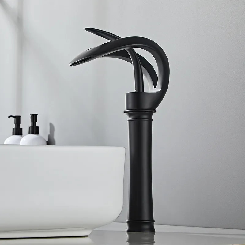 Vòi chậu lavabo nóng lạnh Miken xoay 360 độ MKV-FL08C - Image 4