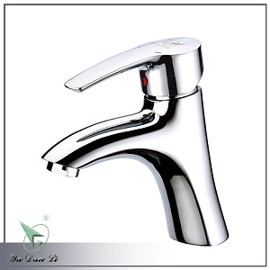 Vòi chậu rửa mặt mạ vàng Yadanli YDL-W1035M (20cm) - Image 4