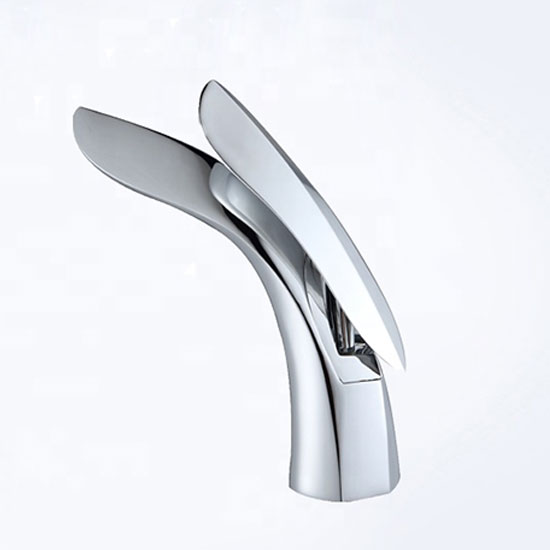 Vòi xả bồn mạ vàng MK-01911 (Đặt hàng từ 10-25 ngày) - Image 3